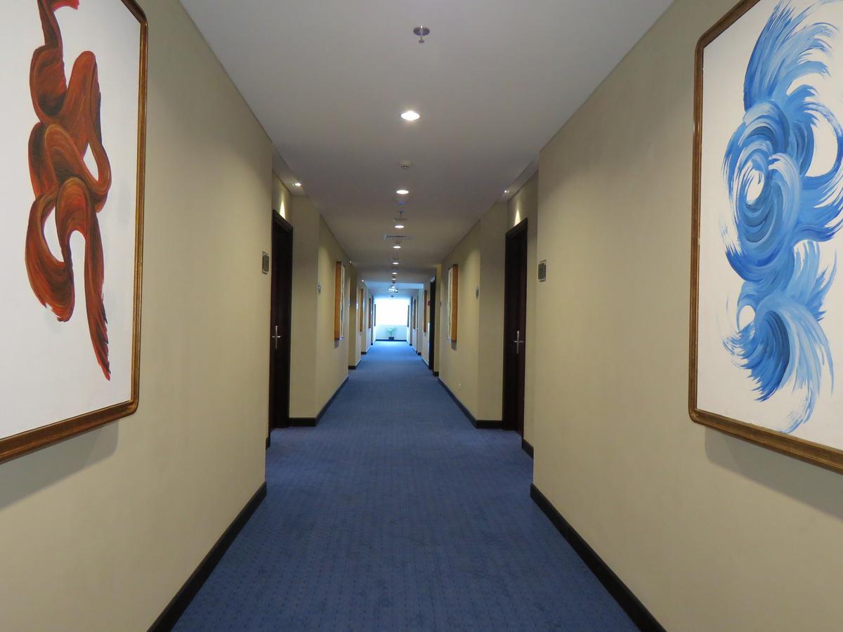 D'Primahotel Kualanamu Airport Medan Exterior photo